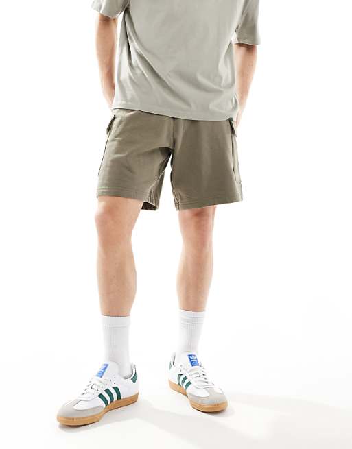 New Look - Short cargo en jersey - Kaki foncé