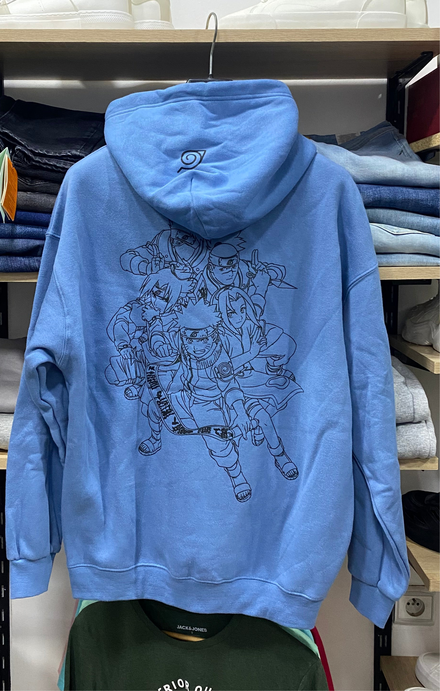 Hoodie over size naruto pull&bear